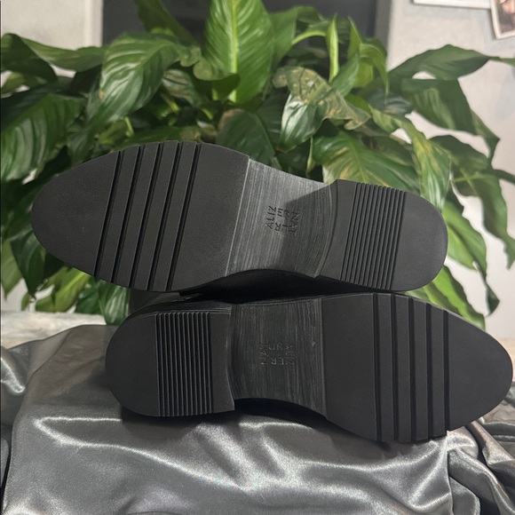 Naturalizer Black Leather Mid-Calf Side Zip Moto Boots - Women's Size 7M - Picture 12 of 15